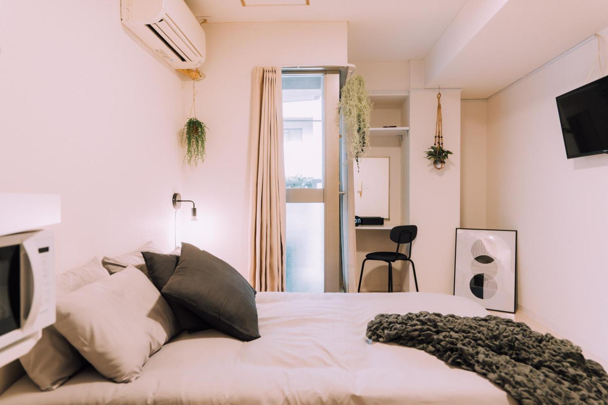 Minimalist Loft Namba Compact Studio With A 24-hour Gym Ma405 Apartemen
