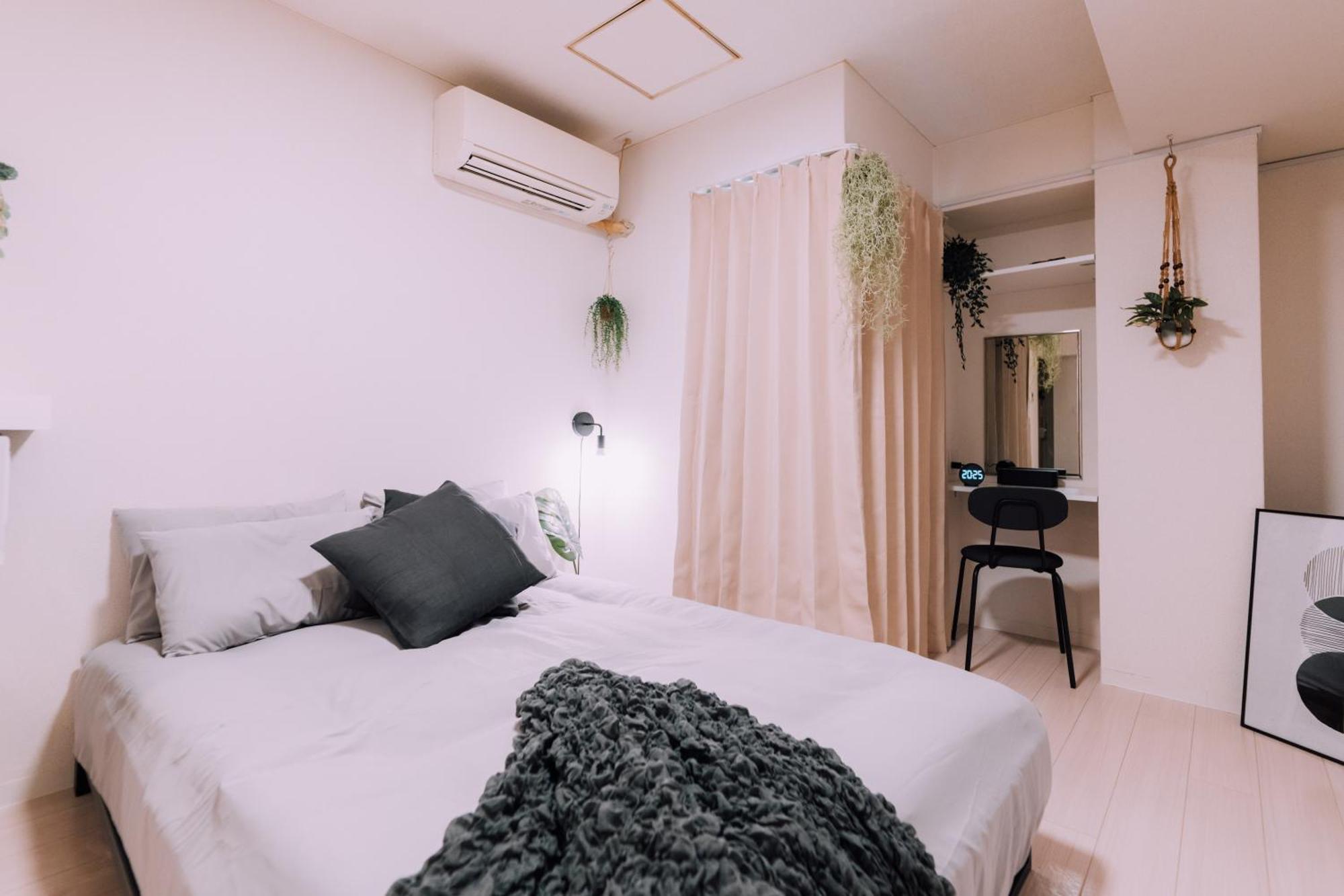 Apartemen Minimalist Loft Namba Compact Studio With A 24-hour Gym Ma405 Osaka